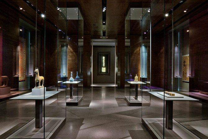 4-Hour Private Museum of Islamic Art in Qatar Tour - Arriving beside Doha’s Corniche