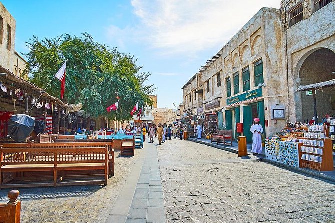 Doha City Tour: Souq Waqif, Katara, The Pearl, and Corniche - What this four-hour Doha tour is really designed to do