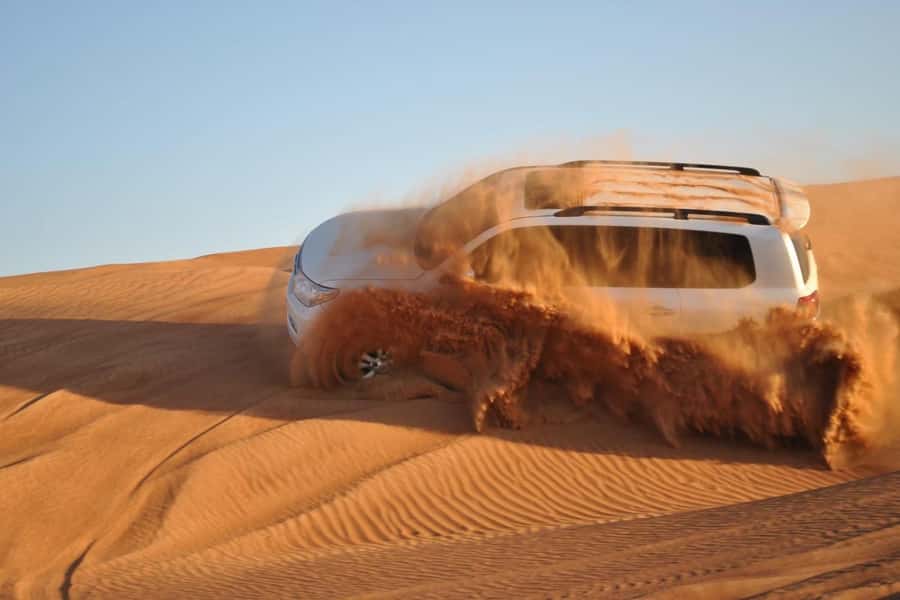 Doha: Desert 4x4, ATV/Quad, Camels, Sandboarding, Inland sea - Tire pressure drops, and the road ends