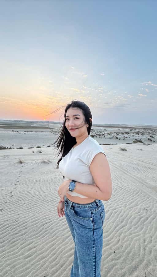 Doha: Desert Safari, Adventure, Sandboarding and Camel Ride - The Inland Sea at Khor Al Adaid