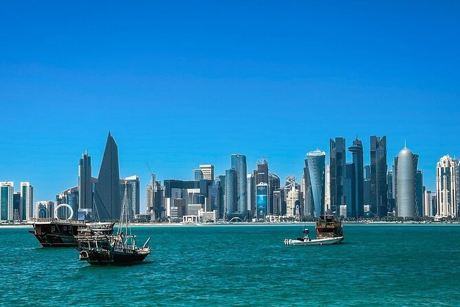 Doha Express City Tour with Dhow Cruise - The Big Picture: One Compact Introduction to Doha
