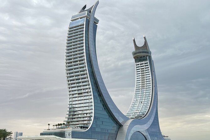 Doha Highlights Guided Tour With Dhow Cruise - The Corniche and the 55-minute dhow cruise