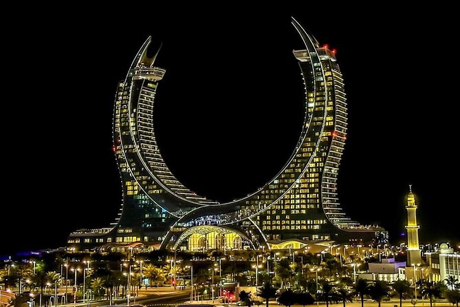 Doha Night/Day/Morning City Tour (4-hours Private Doha City Tour) - The Pearl: a polished island district