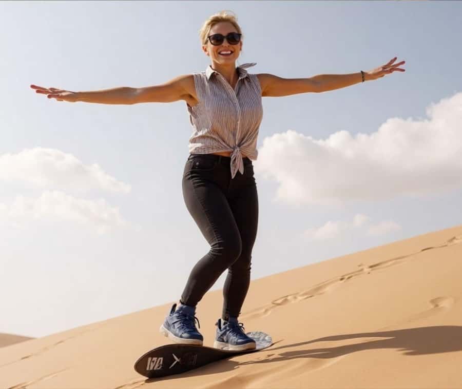 Doha: Night Inland Sea Desert Safari with Full Activities - Reaching the Inland Sea after dark