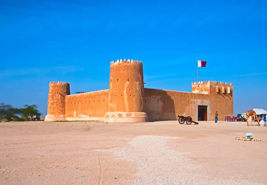 Doha: North and West of Qatar Private Combo Tour - Al-Khor fish market and harbor