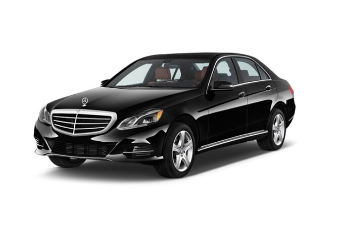 Doha Private Airport and City Transfers - The 25-minute ride into Doha