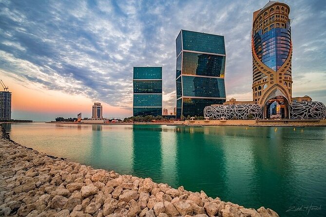 Doha: Private City tour from Cruise Port terminal - The Pearl Island: polished waterfront Qatar