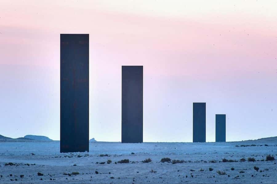Doha: Richard Serra Sculpture, Zekreet and West Coast Tour - Heat, walking, and who should skip it