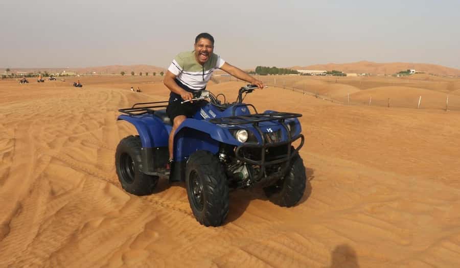Doha Safari Quadbike, CamelRide, Sandboarding & Inland Sea - Guides, group size, and the value of a relaxed pace