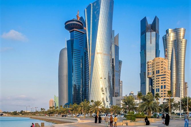 Doha Transit City Tour From Hamad Airport - Clothing, heat, and airport timing