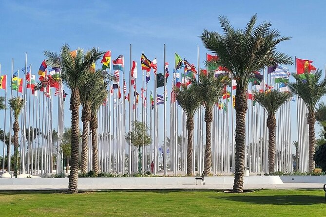 Explore Heart of Qatar Doha City Tour with Professional Guide - The Corniche: Doha From The Waterfront