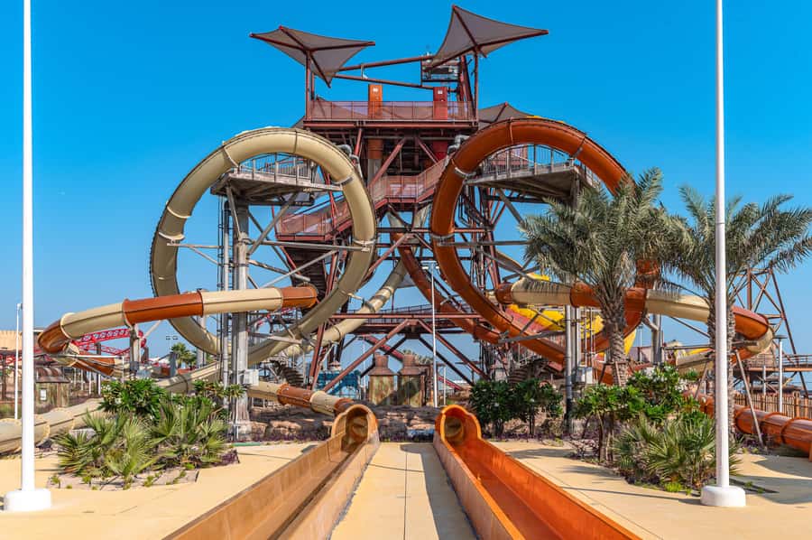 Lusail: Meryal Waterpark Entry Ticket - Taking a break at the beachfront
