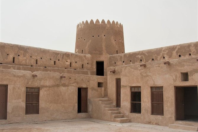 North Qatar Half-Day Tour: Al Zubarah, Purple Island & Mangroves - Private transport and the pace of the route