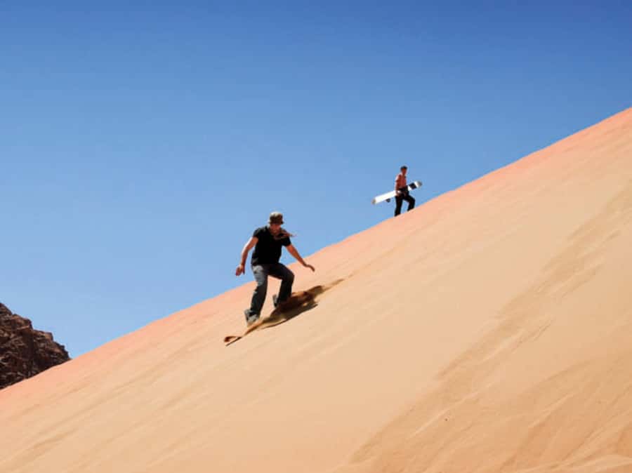 Qatar Desert Safari, Quad bike, Camel Ride and Sandboarding - Practical clothing, documents, and timing advice