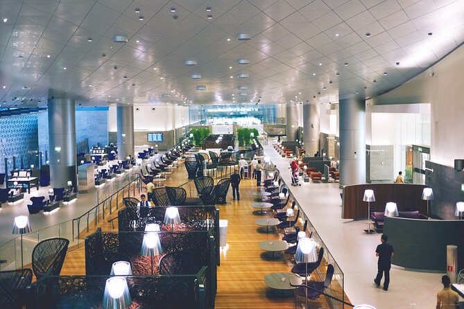 Qatar: Doha Hamad International Airport (DOH) Al Maha Lounge - Key points before you buy