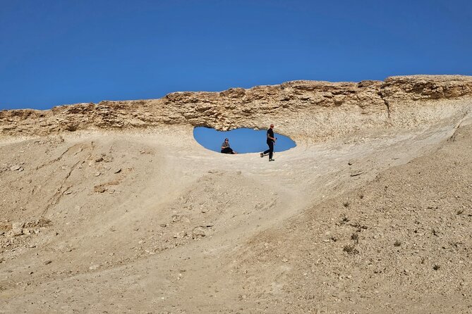 Qatar West Coast Zkreet Richard Sierra Camel Track Rock Formation - The ride back and the shape of the day