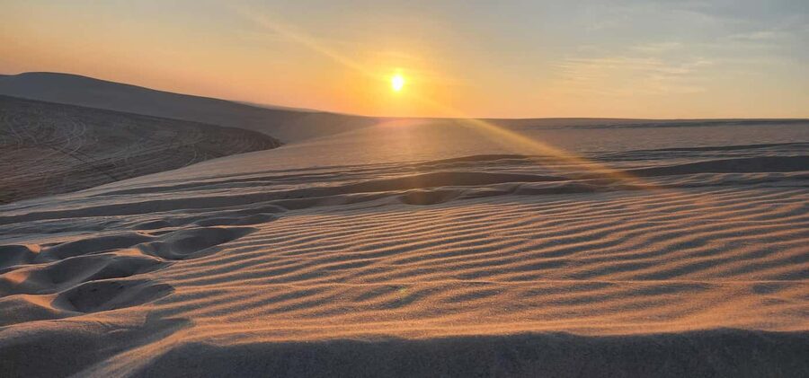 Sunrise or Sunset desert Safari with Sandboarding in Qatar - Dune bashing with an experienced 4x4 driver