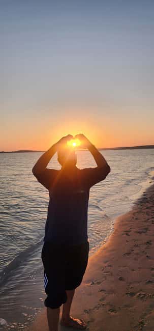 Sunrise or Sunset desert Safari with Sandboarding in Qatar - Khor Al Udaid and the inland sea